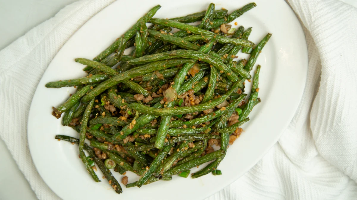 String Bean with Minced Pork Deep Fried 干煸四季豆